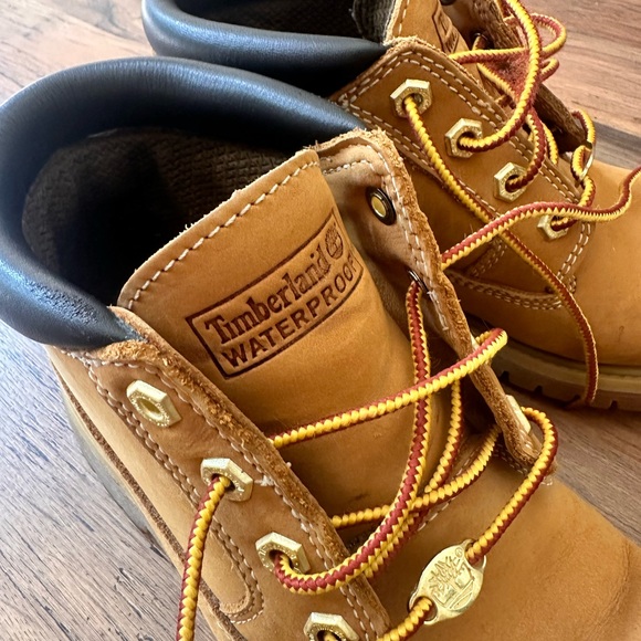 Timberland low top waterproof boots - Picture 2 of 7